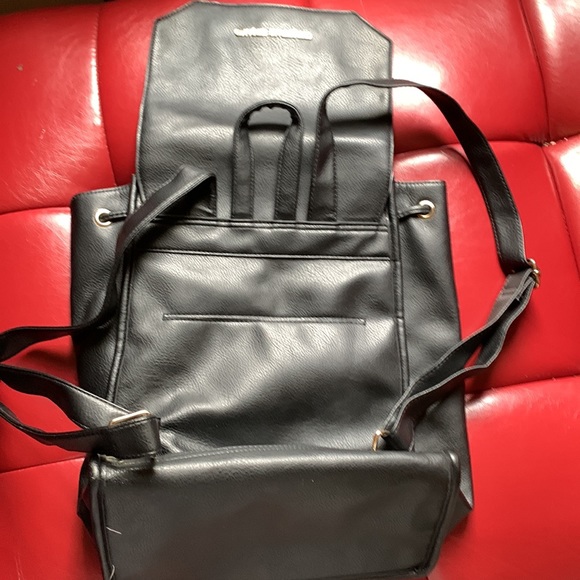 Woman’s backpack purse - Picture 3 of 3